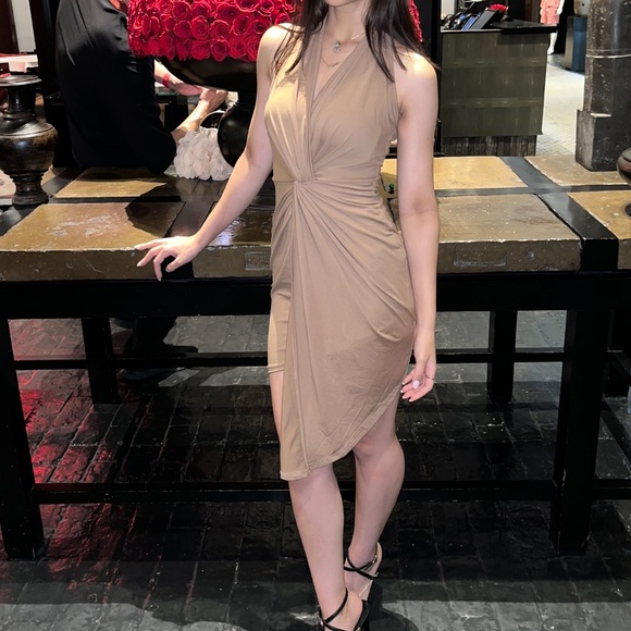 Halter neck twist front wrap dress - Picture 2 of 4